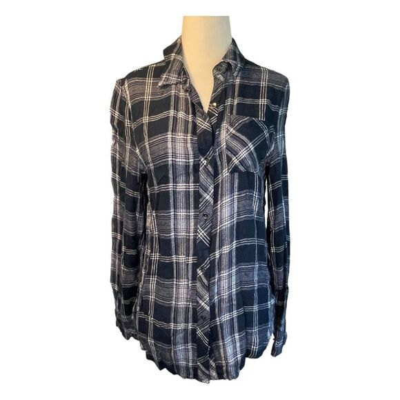 Calvin Klein Flannel Button Down Shirt Blue White Buffalo Plaid Rayon Top S - Picture 1 of 4